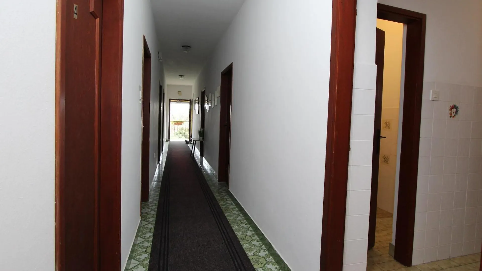 Apartments Rosanna 2 罗维尼