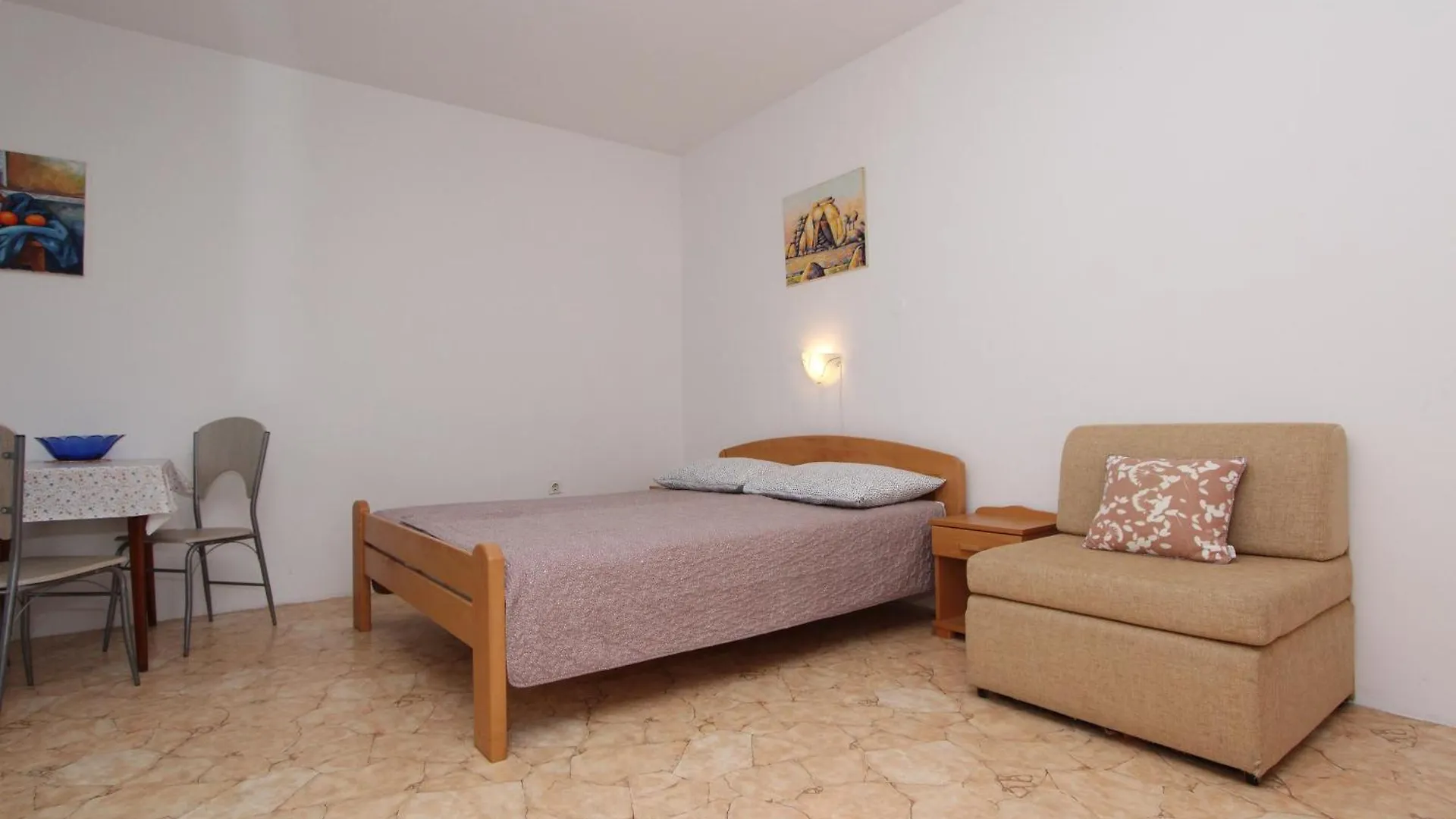 Apartments Rosanna 2 罗维尼
